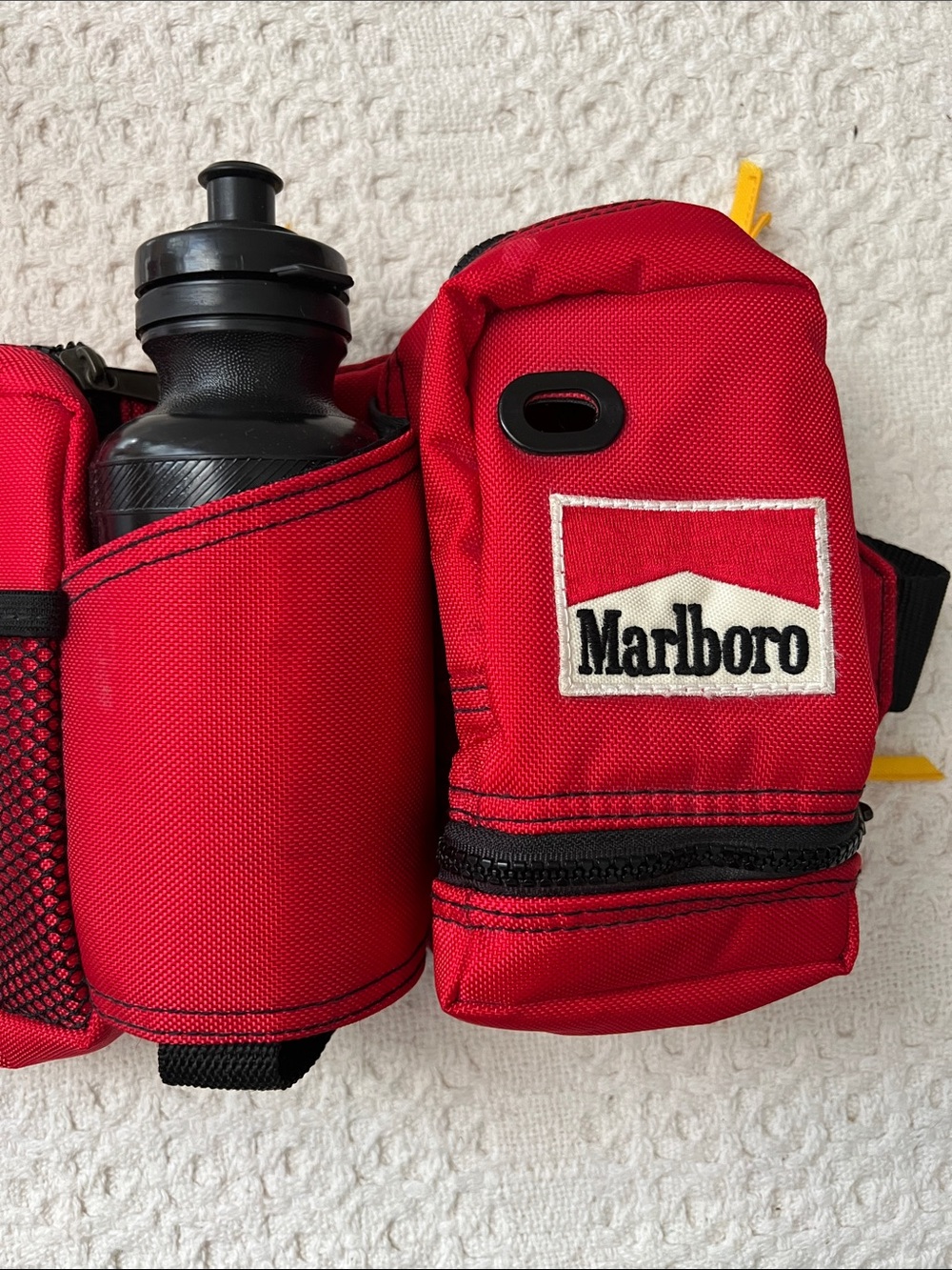 Marlboro vintage fanny pack - Picture 3 of 6